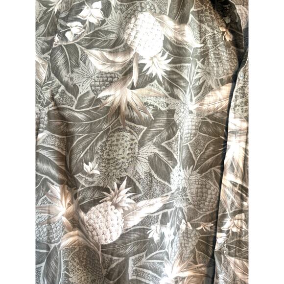 Pierre Cardin Hawaiian Button Down XL Top - Picture 4 of 4
